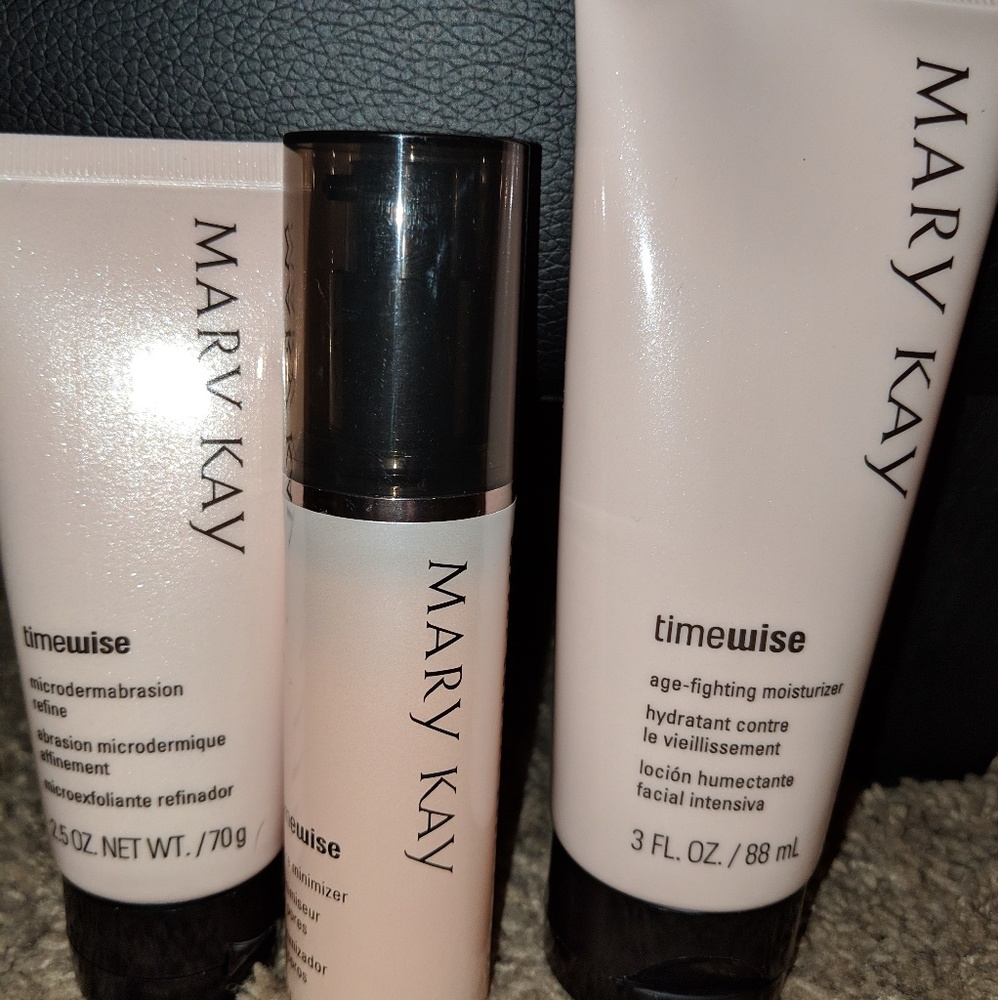 Marykay Microdermbrasion set.